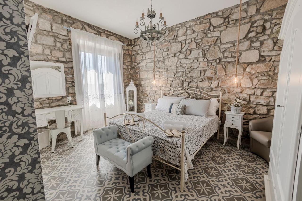 Вилла Agri Charme Tenuta Picilli Albanella Экстерьер фото